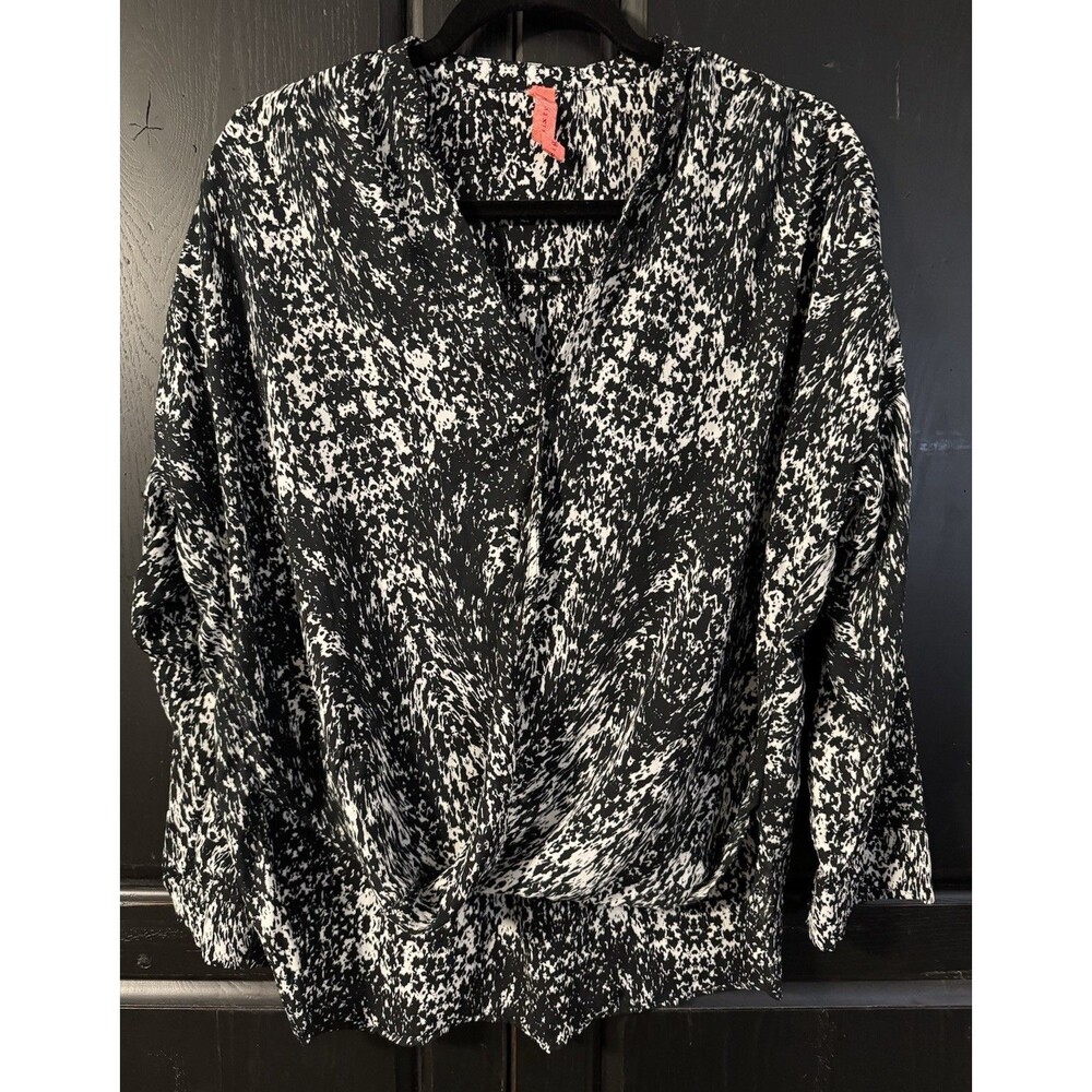 Eight Sixty Black White Print Chiffon V-Neck Twist Front Long Sleeve Blouse S